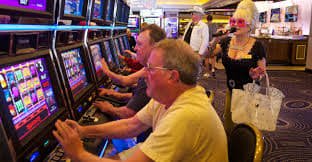 Koleksi permainan slot online dengan tema beragam di okta188